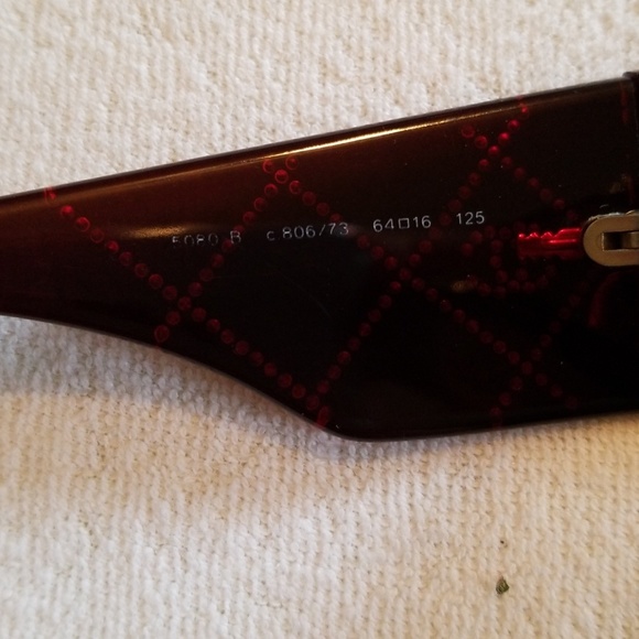 ** SOLD ** 100% authentic Chanel sunglasses - Picture 7 of 8